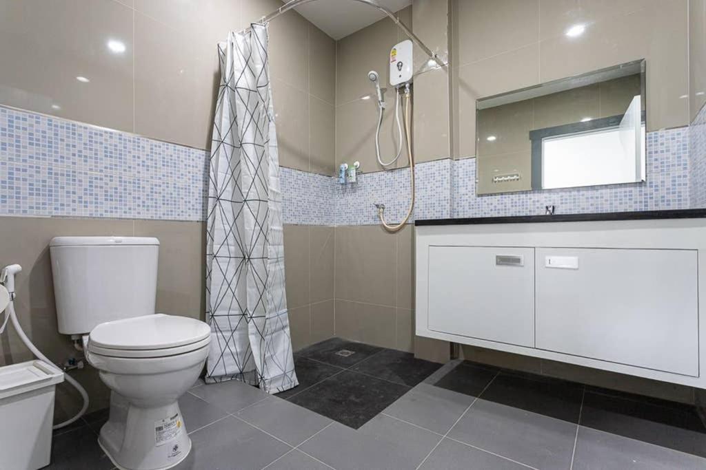 P1 Silom Pan Large Room Full Kitchen Wifi 4-6Pax Bangkok Exteriér fotografie